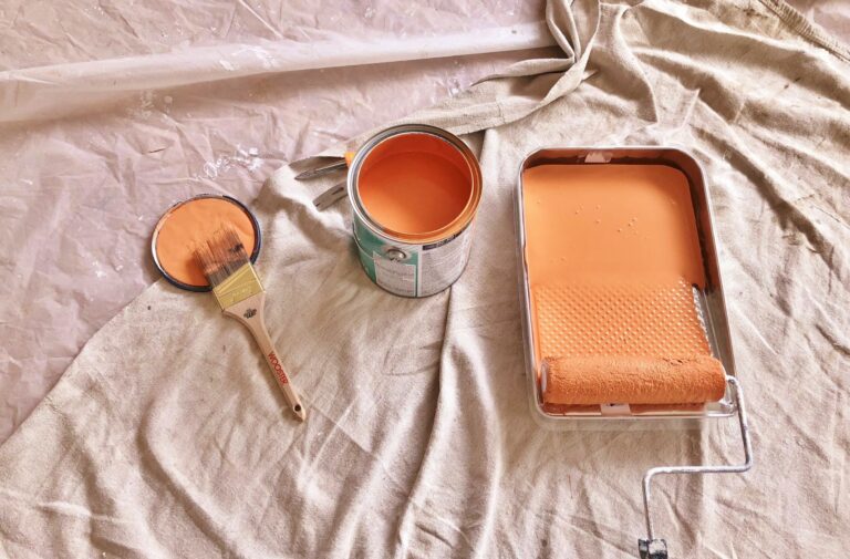 Navigating Minimum Order Requirements for Painting Products Wholesale